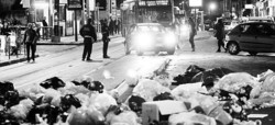 Napoli tra i rifiuti
