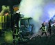 Cava Sari: compattatore in fiamme, poi il via libera ai camion