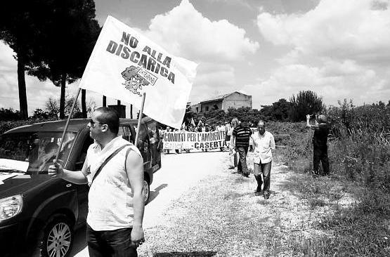 Manifestazione contro l'apertura della Cava Mastroianni